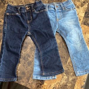 2 pairs of oshkosh pants 18 months